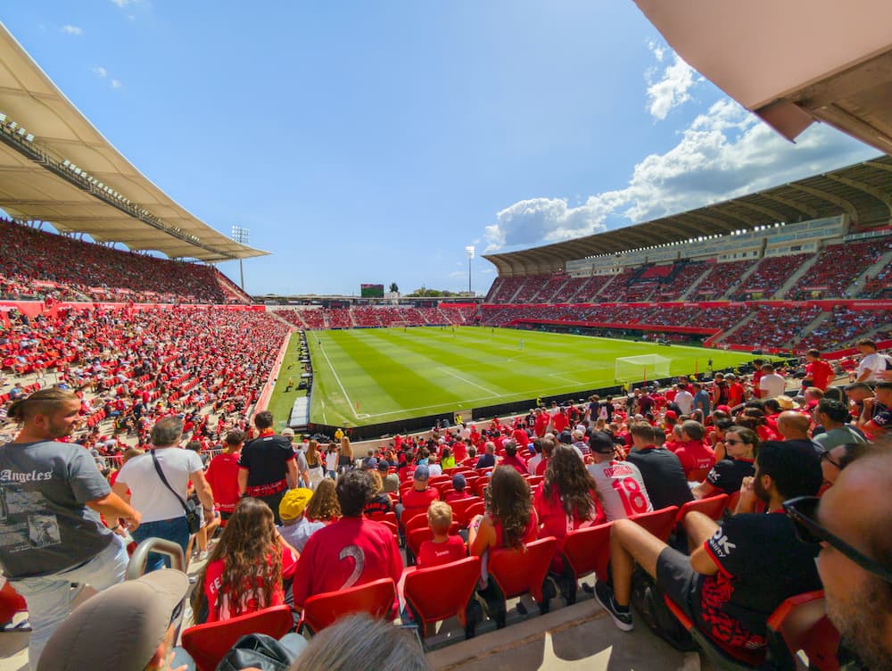 How Real-Time Algorithms Shape Your Bets